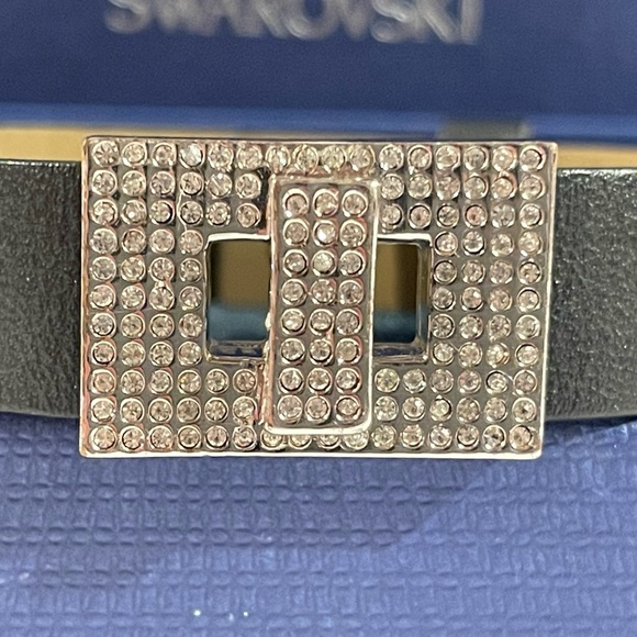 Swarovski Crystal/Leather Buckle Bracelet - Picture 2 of 5